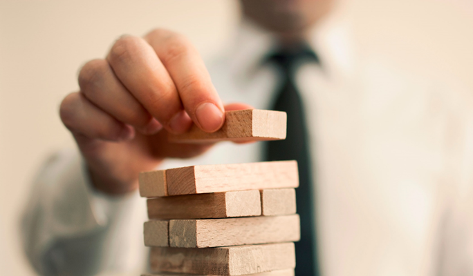 Prompting persuasive Upselling to Existing Customers Prompting persuasive Upselling to Existing Customers